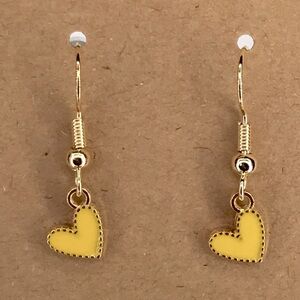 18k Gold Platted Petite Heart Dangle Earrings
